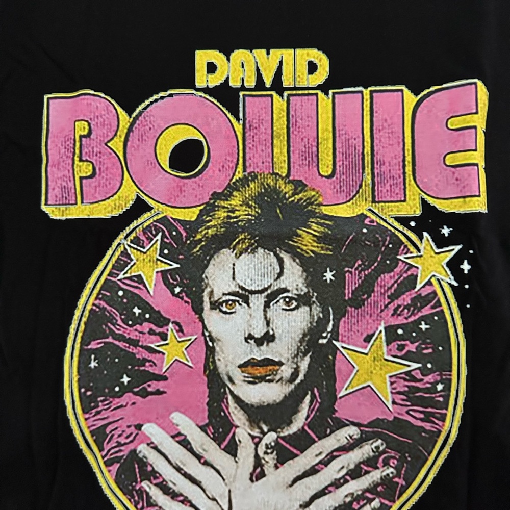 Gildan David Bowie Graphic Tee - Black and Pink